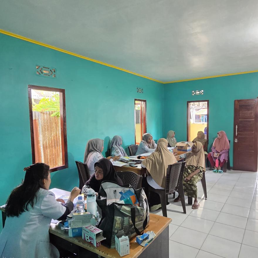 Pemeriksaan Posbindu di Desa Amasing Kota Utara, 51 Warga Ikuti Skrining Kesehatan 